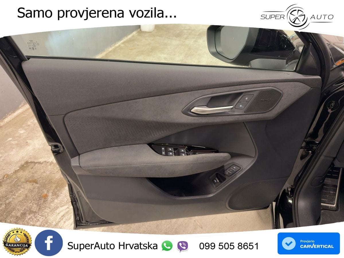 Audi Q3 2.0 TFSI (265 KS) quattro S tronic S line LED+GR SJED+ACC