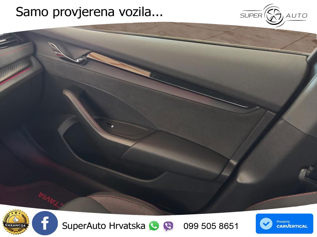 Škoda Octavia Combi RS 2.0 TSI (245 KS) DSG LED+GR SJED+ACC