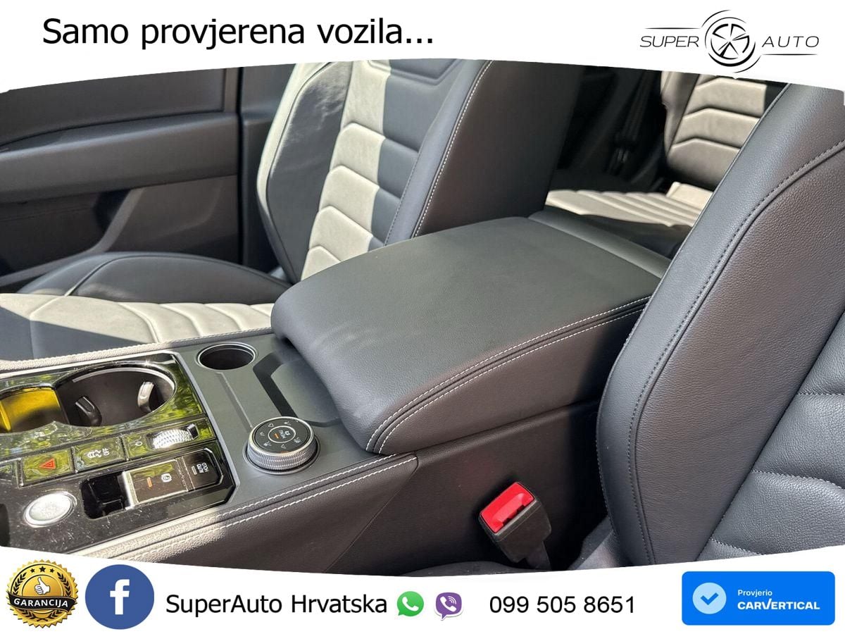 Volkswagen Touareg 3.0 V6 TDI (231 KS) 4MOTION Tiptronic LED+GR SJED+ACC