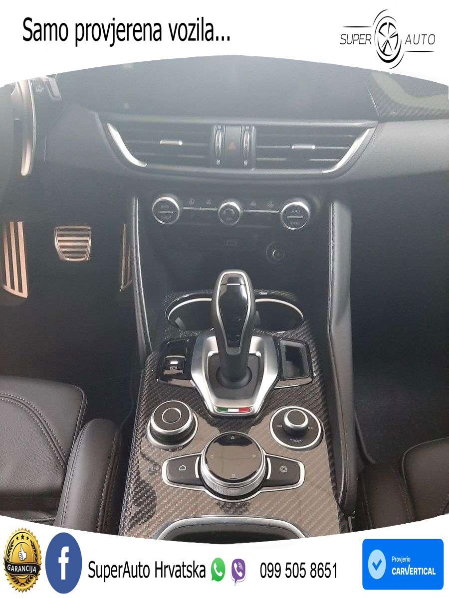 Alfa Romeo Giulia Quadrifoglio 2.9 V6 Bi-Turbo (520 KS) Automatic MATRIX+GR SJED+KAM