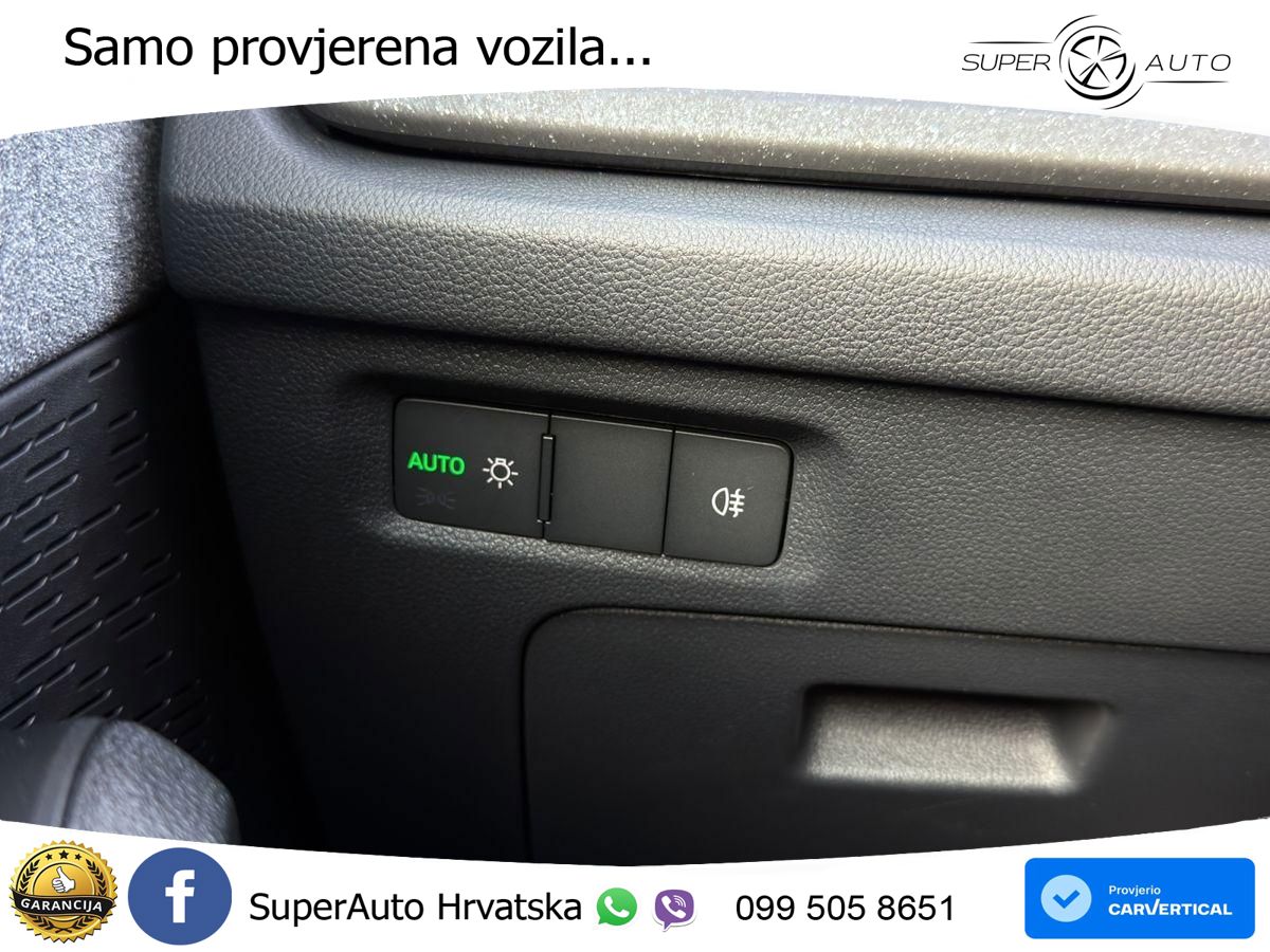 Škoda Octavia Combi 1.5 TSI (150 KS) DSG Selection LED+GR SJED+ACC