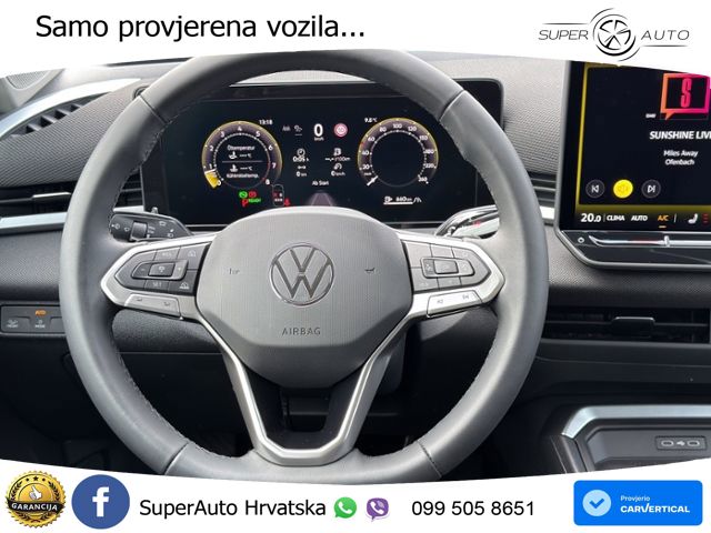 Volkswagen T-Roc II 1.5 eTSI (150 KS)  DSG LED+GR SJED+ACC