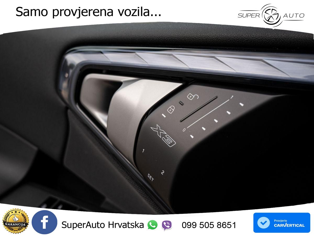 BMW X3 40d xDrive Steptronic ACC+HEAD+4xGR SJED+360+PANO