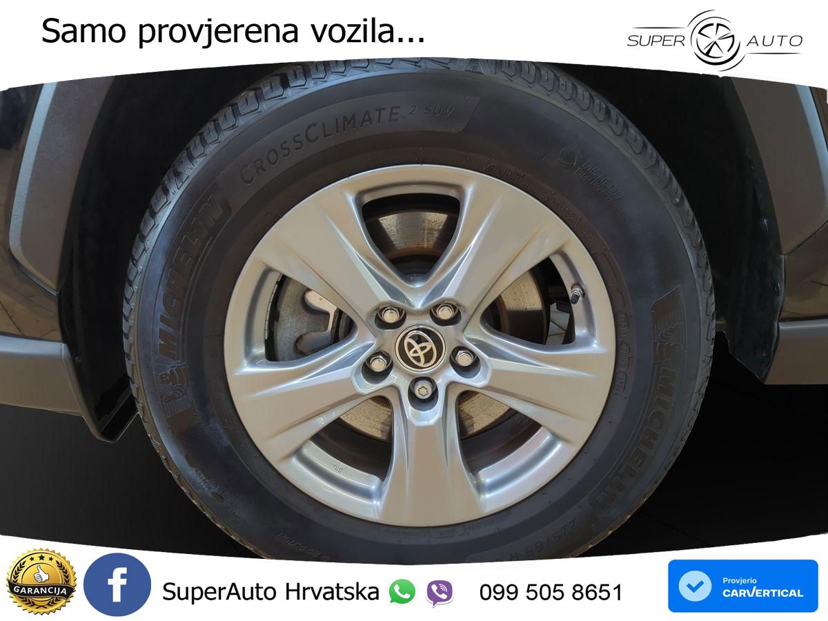 Toyota RAV4 2.5 (218 KS) Hybrid eCVT LED+ACC