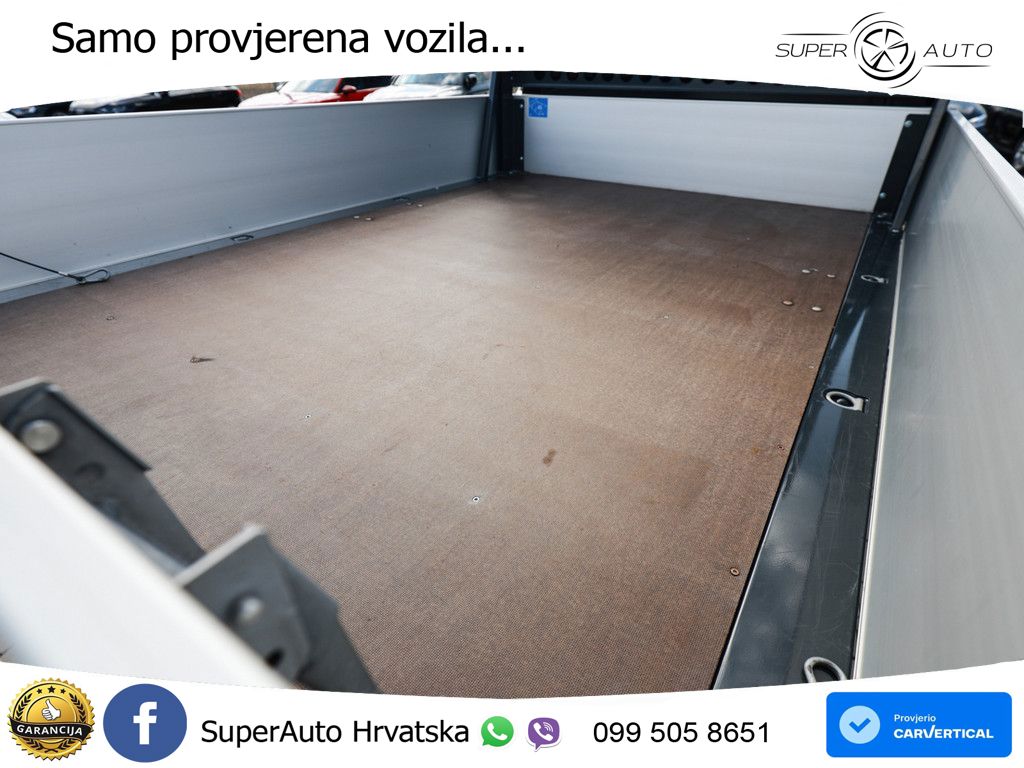 Volkswagen Crafter 2.0 TDI DoKa Pritsche MR AHK SPURH. BT 177 KS