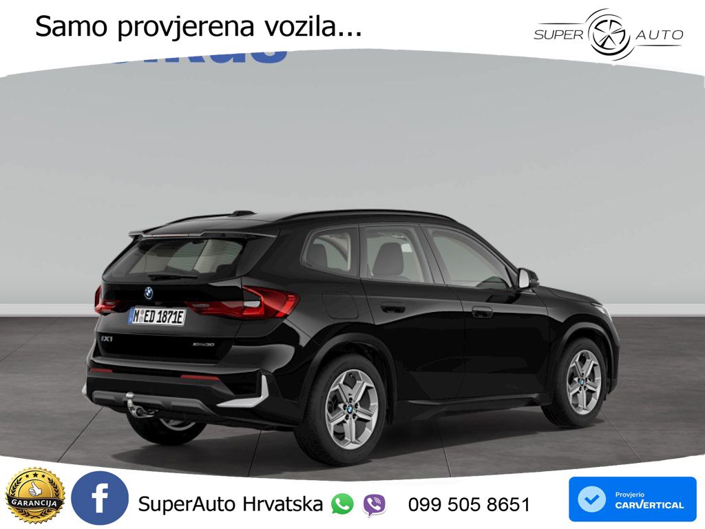 BMW iX1 68 kWh (313 KS) xDrive30 LED+GR SJED+ACC
