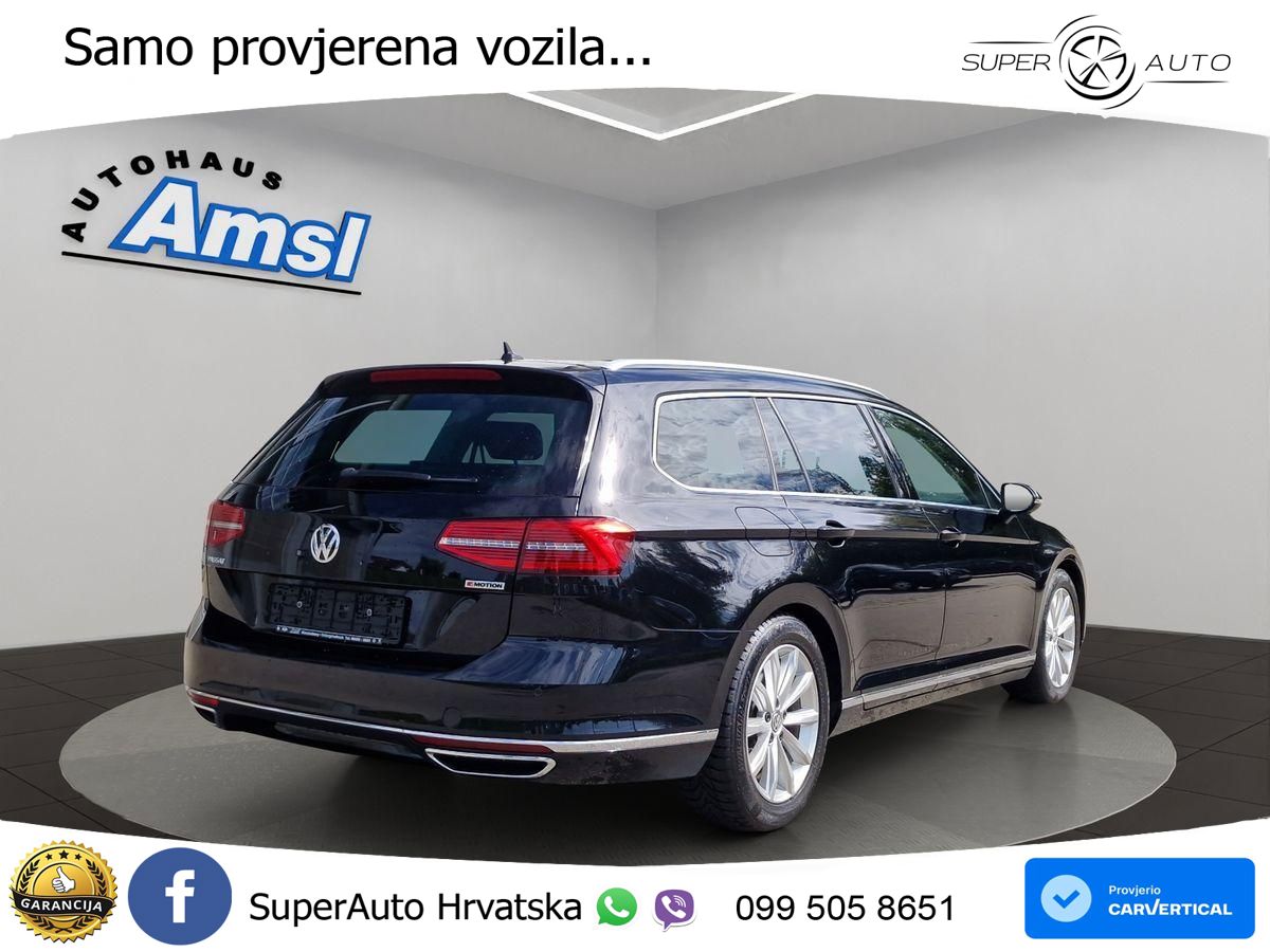 Volkswagen Passat Variant 2.0 TDI (240 KS) 4MOTION DSG Highline LED+GR SJED+ACC