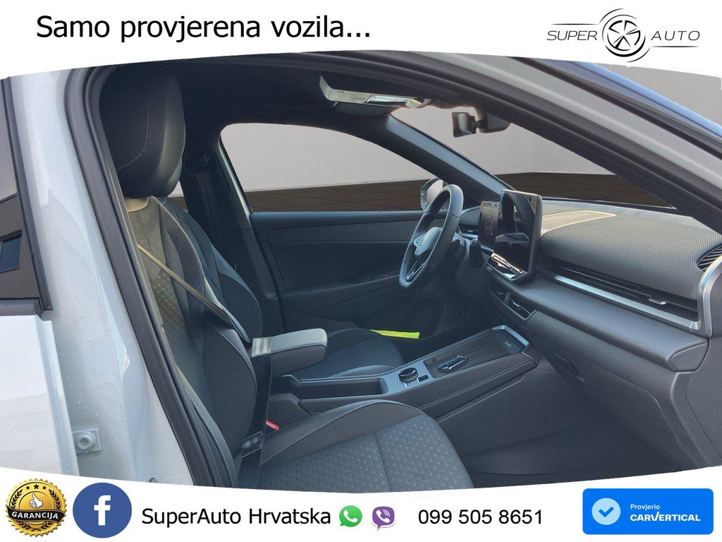 Volkswagen T-Roc 1.5 eTSI (150 KS)  DSG R-Line LED+GR SJED+ACC