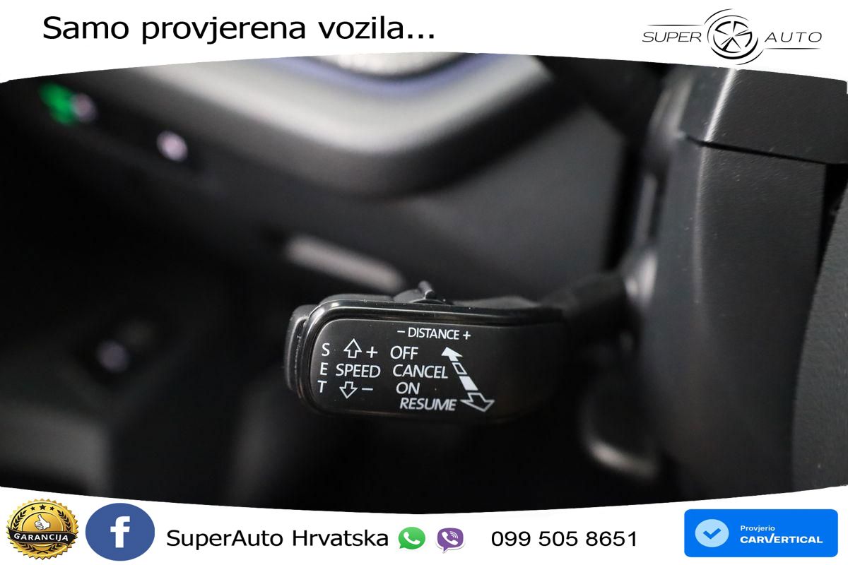 Škoda Octavia Combi 2.0 TDI (150 KS) DSG Selection LED+GR SJED+ACC