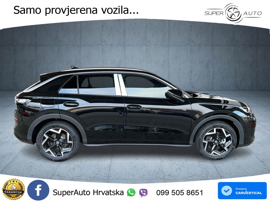 Volkswagen T-Roc II 1.5 eTSI (150 KS)  DSG LED+GR SJED+ACC