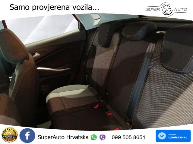 Opel Grandland 1.2i Turbo (130 KS)
