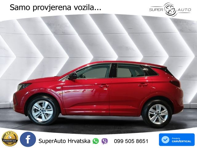 Opel Grandland 1.2i Turbo (130 KS)
