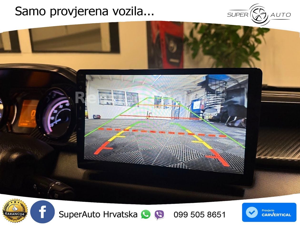 Ligier JS50 (8 KS)