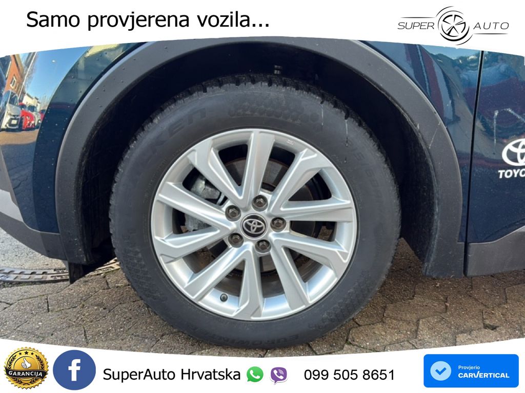 Toyota C-HR 2.0 (198 KS) Hybrid e-CVT Team Deutschland LED+GR SJED+ACC