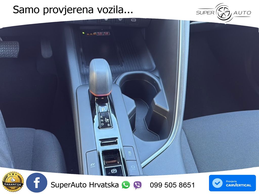Toyota C-HR 2.0 (198 KS) Hybrid e-CVT Team Deutschland LED+GR SJED+ACC
