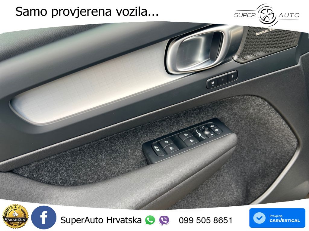 Volvo XC40 2.0 B3 163 KS Automatic ACC+GR SJED+360+PANO