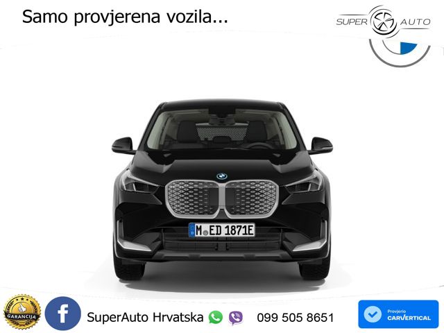 BMW iX1 66.5 kWh (204 KS) eDrive20 LED+GR SJED+ACC