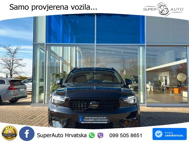 Volvo XC40 2.0 B4 197 KS Automatic ACC+GR SJED+360+PANO