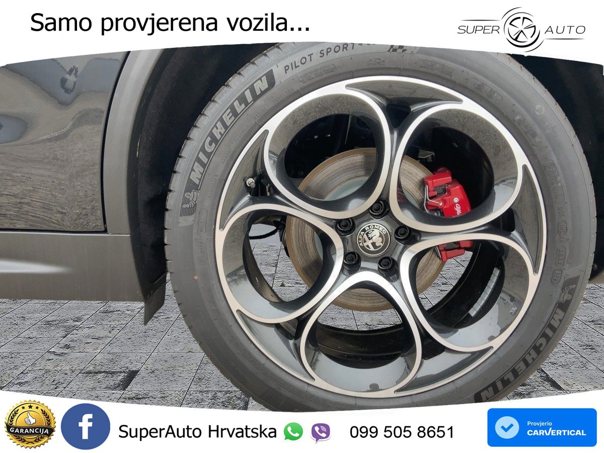 Alfa Romeo Stelvio 2.0 Turbo (280 KS) Q4 Automatic LED+ACC