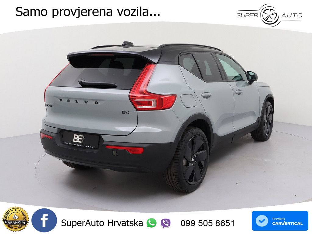 Volvo XC40 2.0 B4 AWD 197 KS Automatic ACC+GR SJED+360+PANO