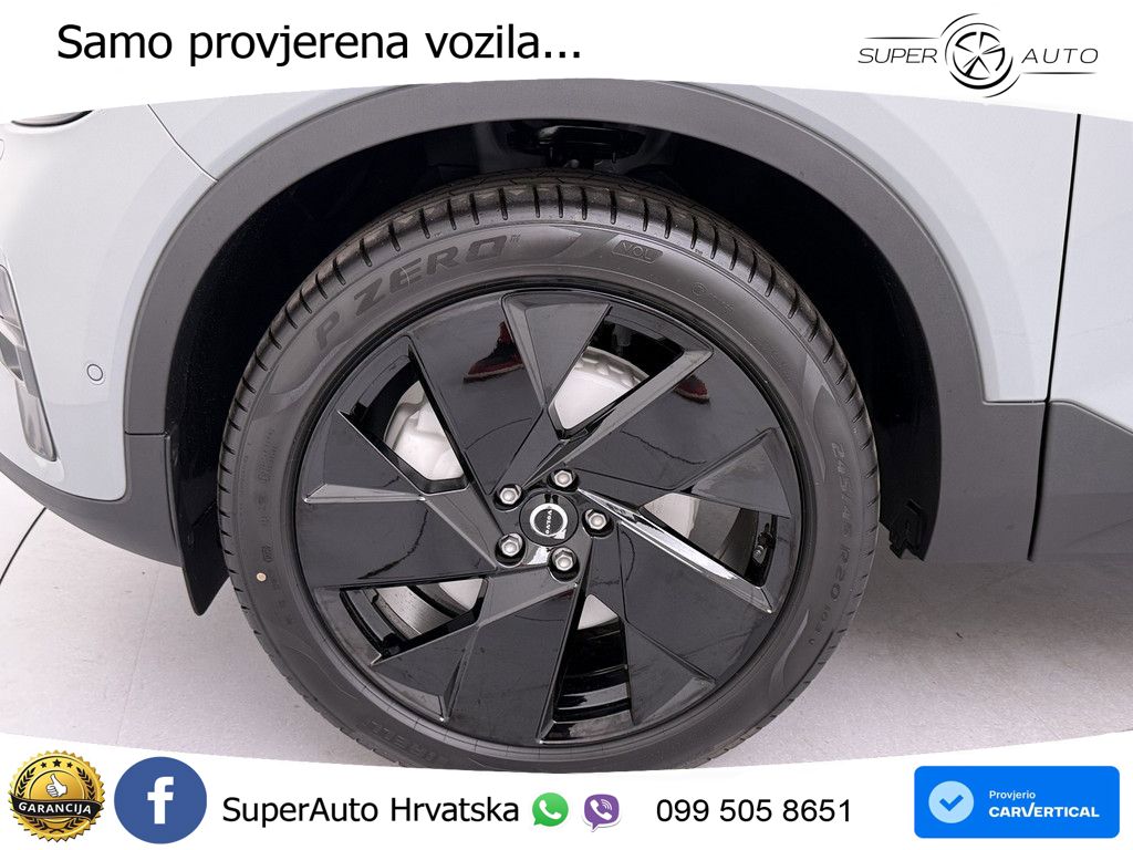 Volvo XC40 2.0 B4 AWD 197 KS Automatic ACC+GR SJED+360+PANO