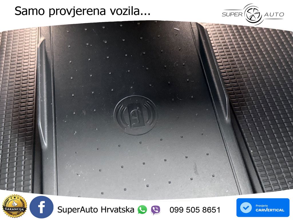 Volvo XC40 2.0 B4 AWD 197 KS Automatic ACC+GR SJED+360+PANO