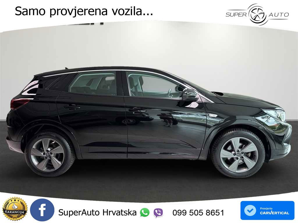 Opel Grandland 1.2i Turbo (130 KS) Automatic LED+ACC