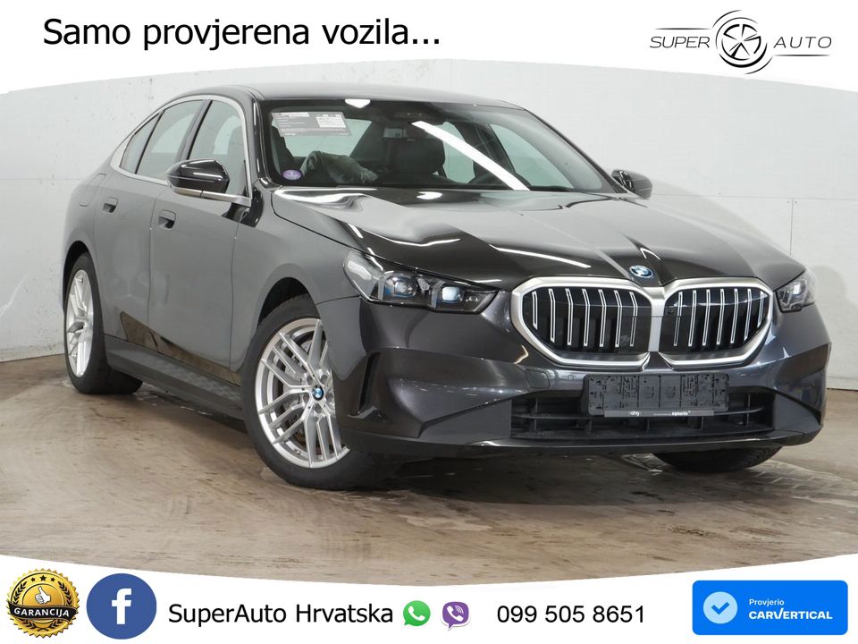 BMW 550e (489 KS) xDrive Steptronic LED+GR SJED+ACC