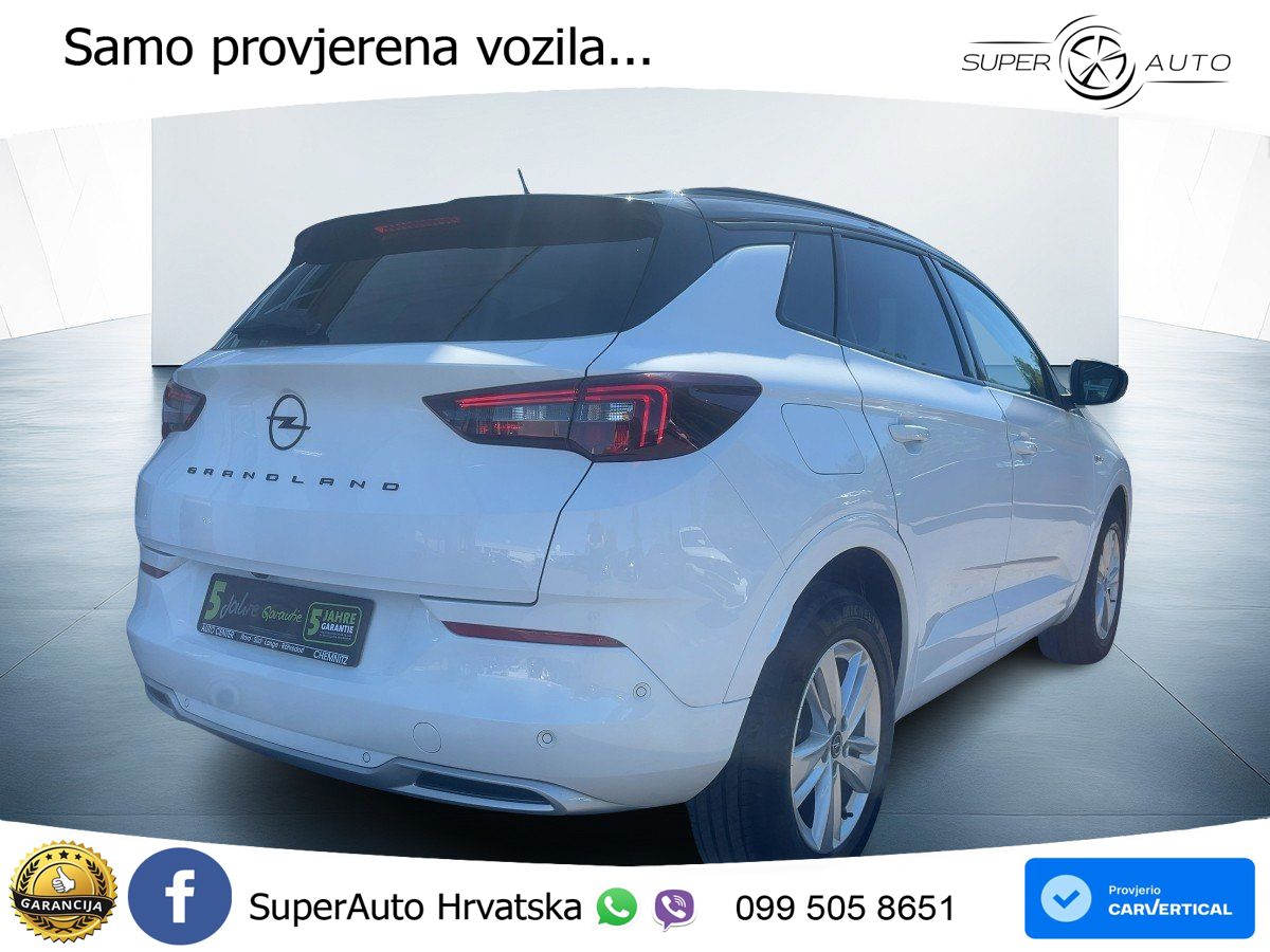 Opel Grandland 1.2i Turbo (130 KS)