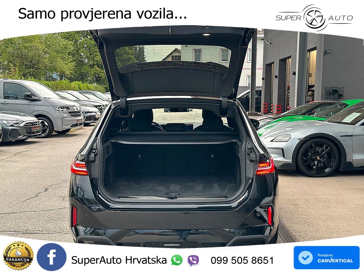 BMW 520i Touring (208 KS) Steptronic