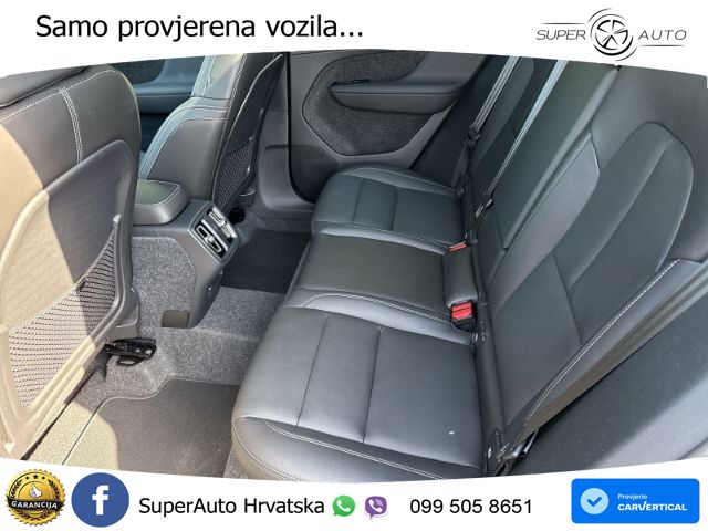 Volvo XC40 2.0 B3 163 KS Automatic ACC+GR SJED+360+PANO