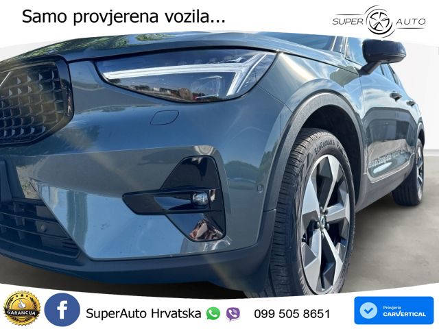 Volvo XC40 2.0 B3 163 KS Automatic ACC+GR SJED+360+PANO
