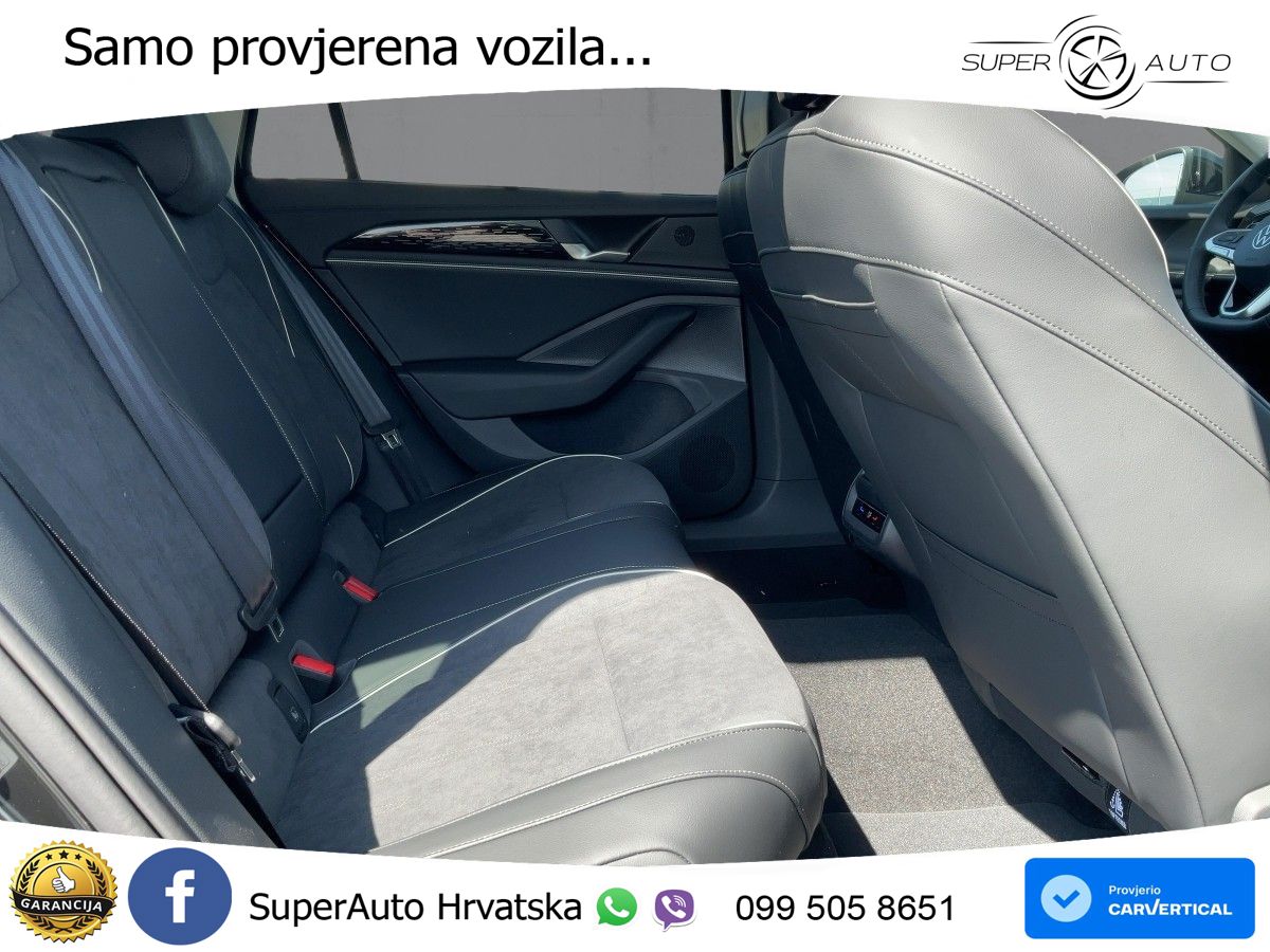Volkswagen Passat Variant 1.5 TSI (272 KS) eHybrid DSG Elegance LED+GR SJED+ACC