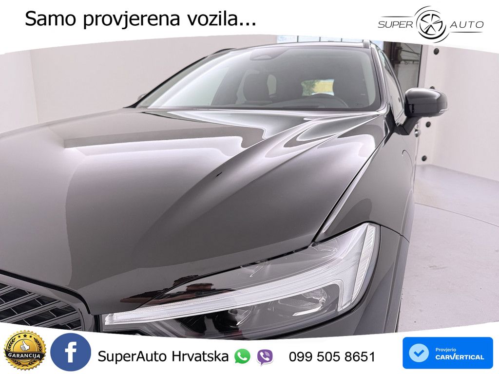 Volvo XC60 T8 AWD Geartronic ACC+HEAD+4xGR SJED+360+PANO