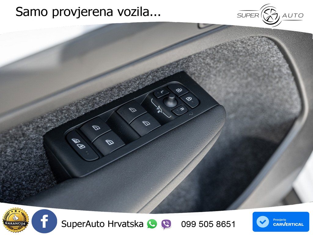 Volvo XC40 2.0 B4 AWD 197 KS Automatic ACC+GR SJED+360+PANO