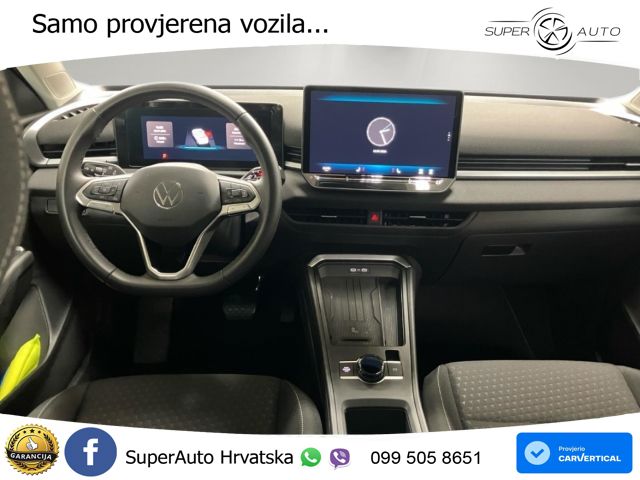 Volkswagen T-Roc II 1.5 eTSI (116 KS)  DSG LED+GR SJED+ACC