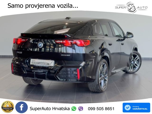 BMW iX2 66.5 kWh (313 KS) xDrive30