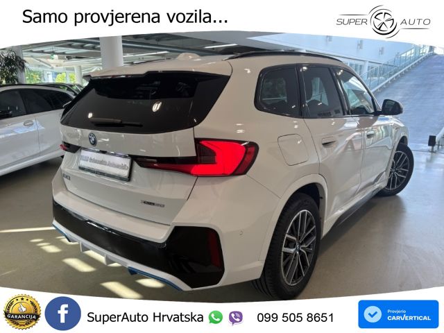 BMW iX1 68 kWh (313 KS) xDrive30