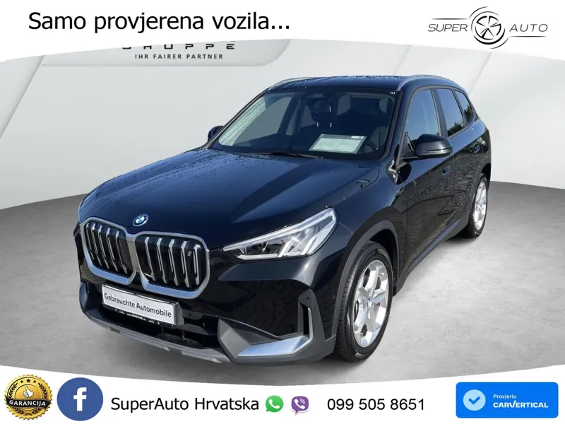 BMW iX1 68 kWh (313 KS) xDrive30 LED+GR SJED+ACC