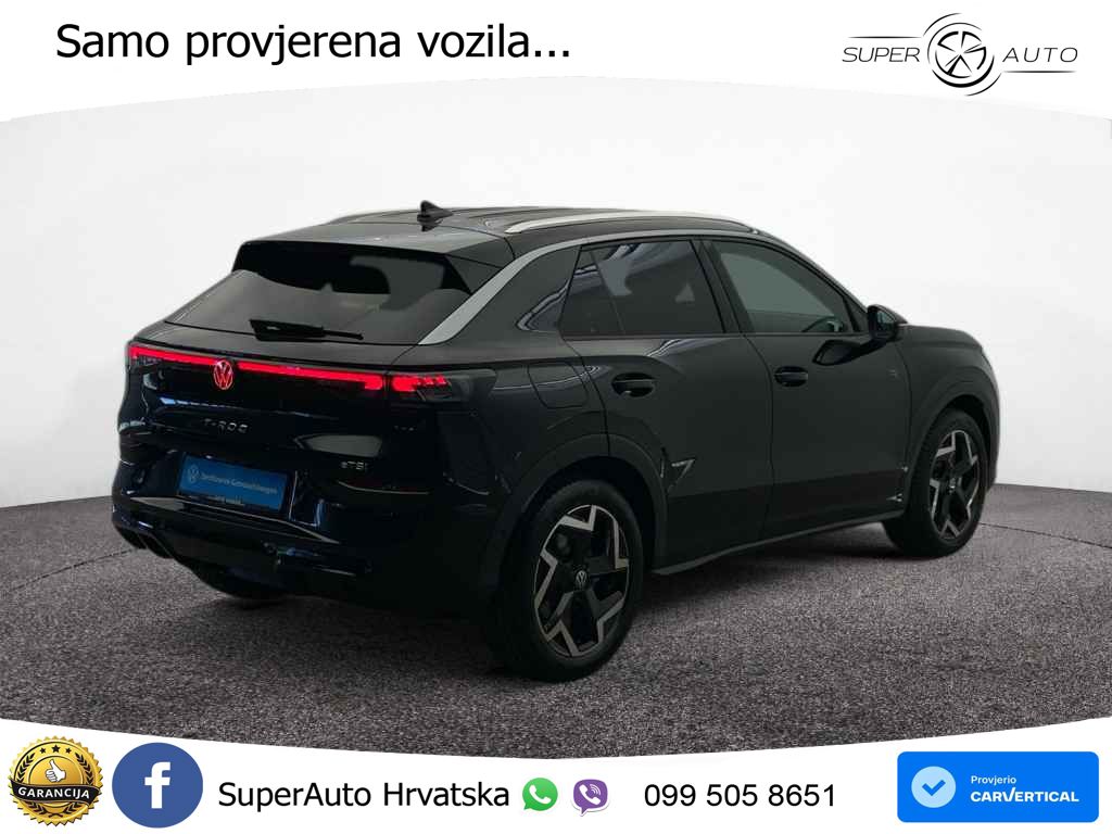 Volkswagen T-Roc 1.5 eTSI (150 KS)  DSG R-Line LED+GR SJED+ACC