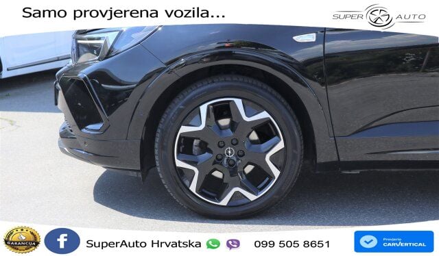 Opel Grandland 1.2i Turbo (130 KS) GS LED+GR SJED+ACC