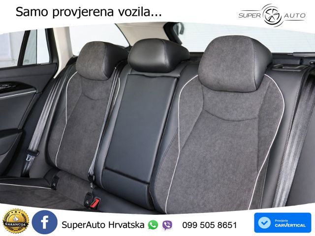 Volkswagen Passat Variant 1.5 eTSI (150 KS) DSG Elegance LED+GR SJED+ACC