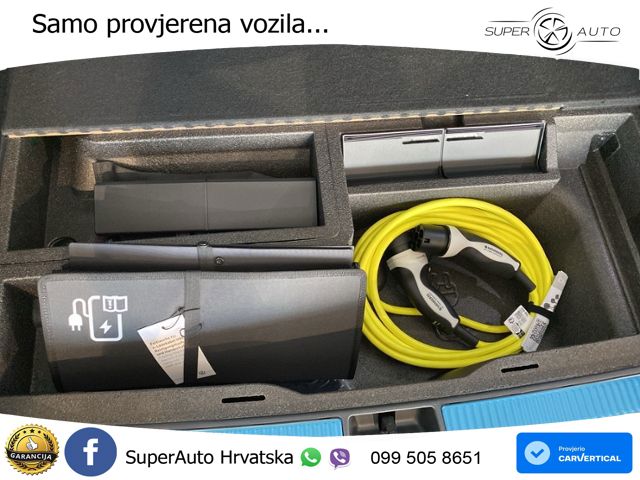 Volkswagen Passat Variant 1.5 TSI (204 KS) eHybrid DSG Elegance LED+GR SJED+ACC
