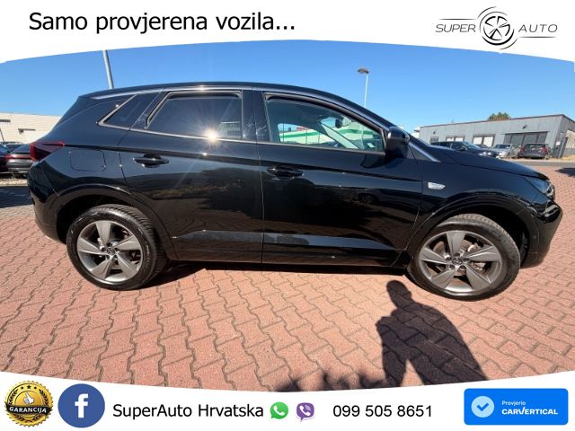 Opel Grandland 1.2i Turbo (130 KS) Automatic Elegance LED+GR SJED+ACC