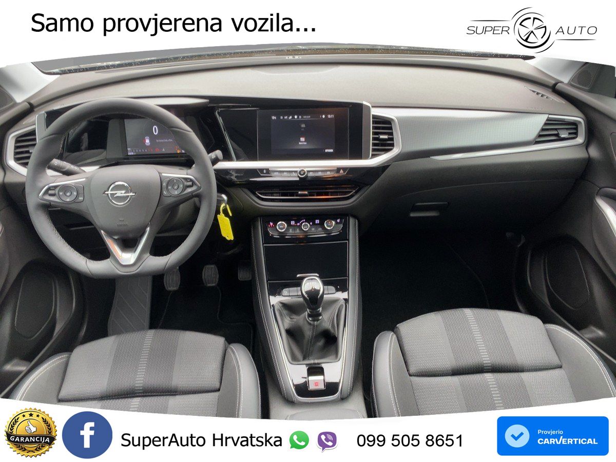 Opel Grandland 1.2i Turbo (130 KS)