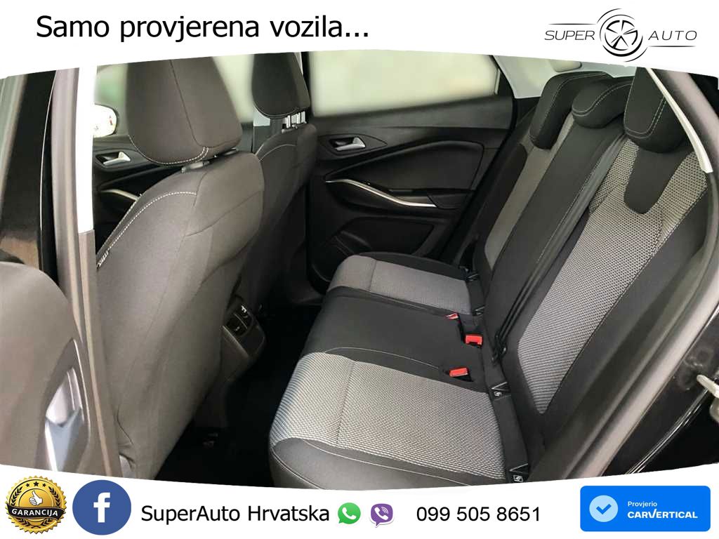 Opel Grandland 1.2i Turbo (130 KS) Automatic LED+ACC