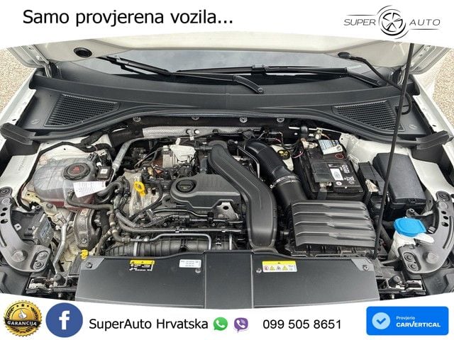 Volkswagen T-Roc 1.5 TSI (150 KS) R-Line MATRIX+GR SJED+KAM