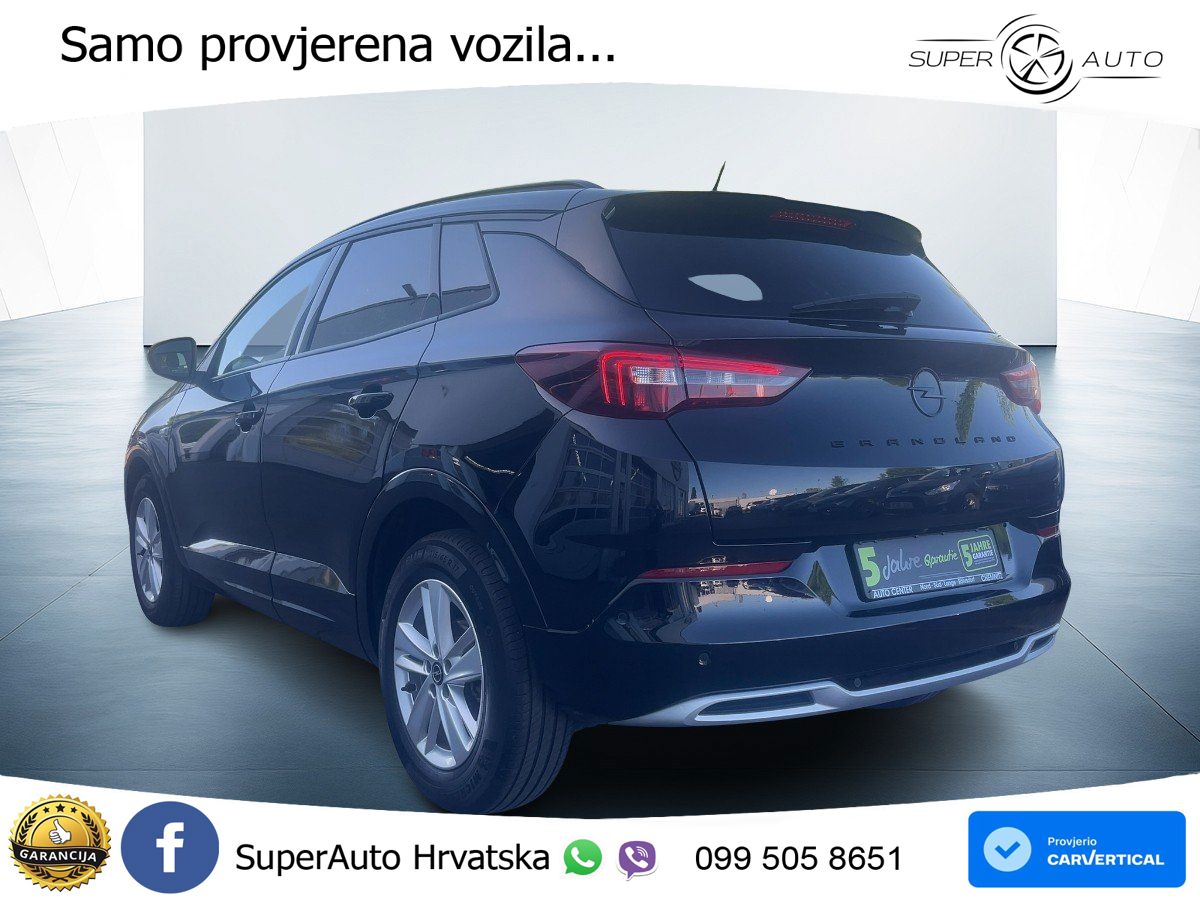 Opel Grandland 1.2i Turbo (130 KS)