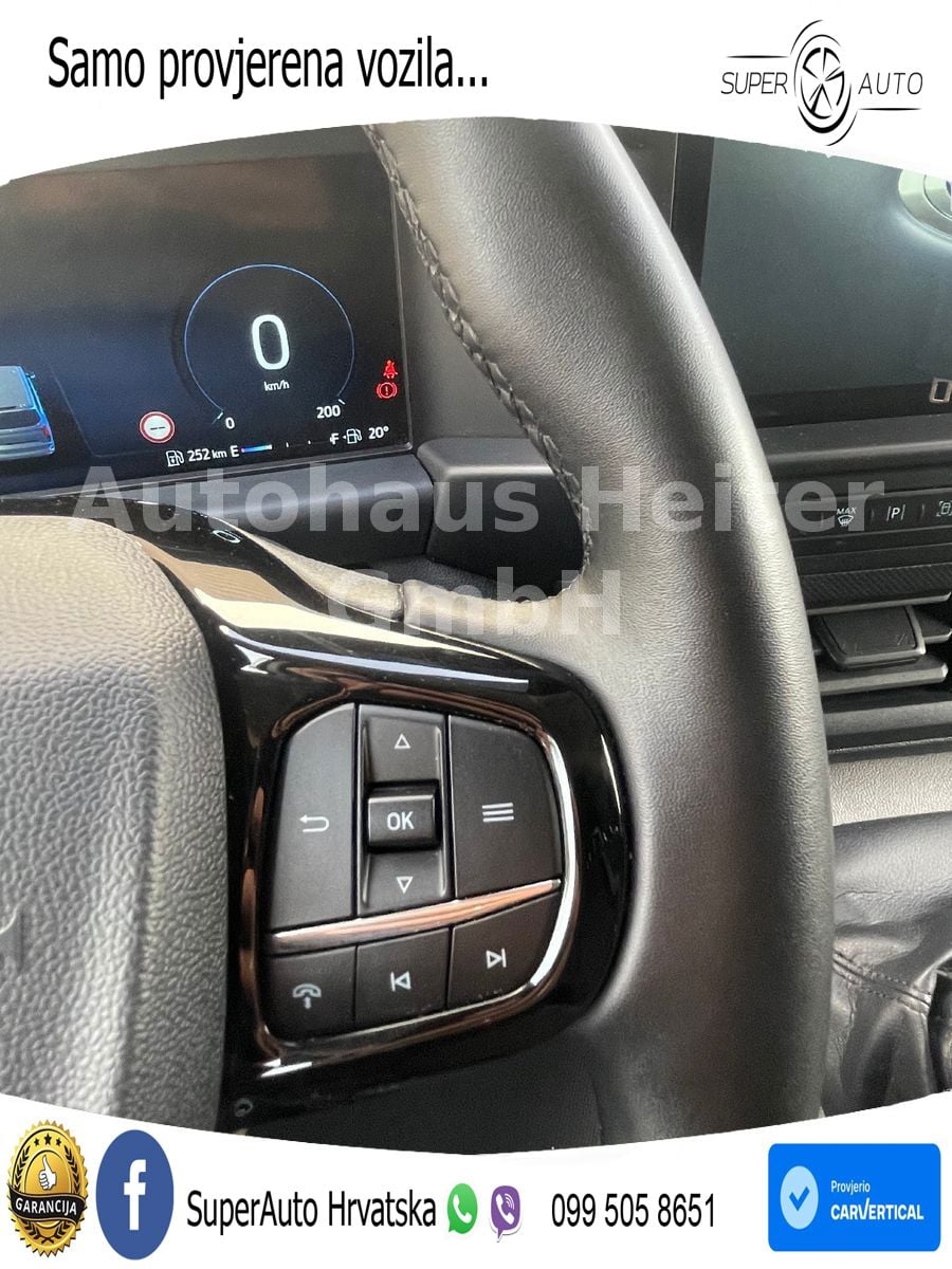 Ford Transit Custom 320 L1H1 Trend / BLIS+ACC+Navi 136 KS