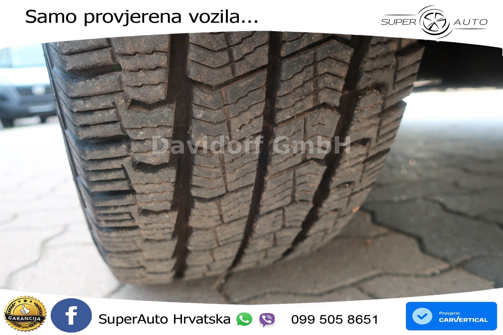 Volkswagen T6.1 Transporter / 9 Sitze / Klima / FN:46 110 KS